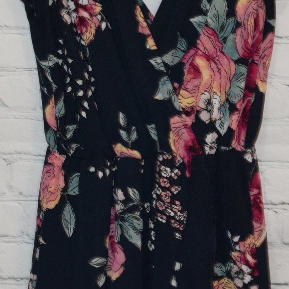 Dress (DR11) - Picture 3 of 7